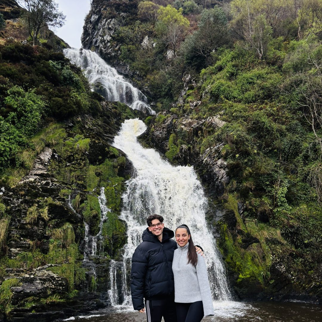 Assaranca Waterfall en la ruta por Irlanda en 14 días